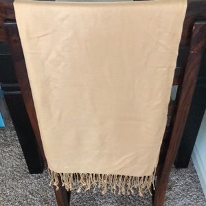 Gold acrylic/viscose pashmina never worn